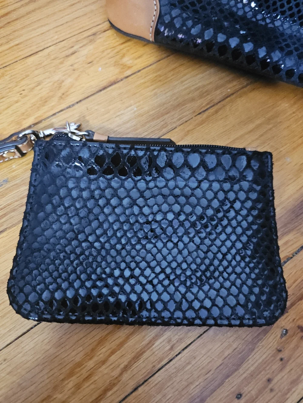 DOONEY & BOURKE ERICA HOBO BAG BLACK W/Coin Purse & Key Ring